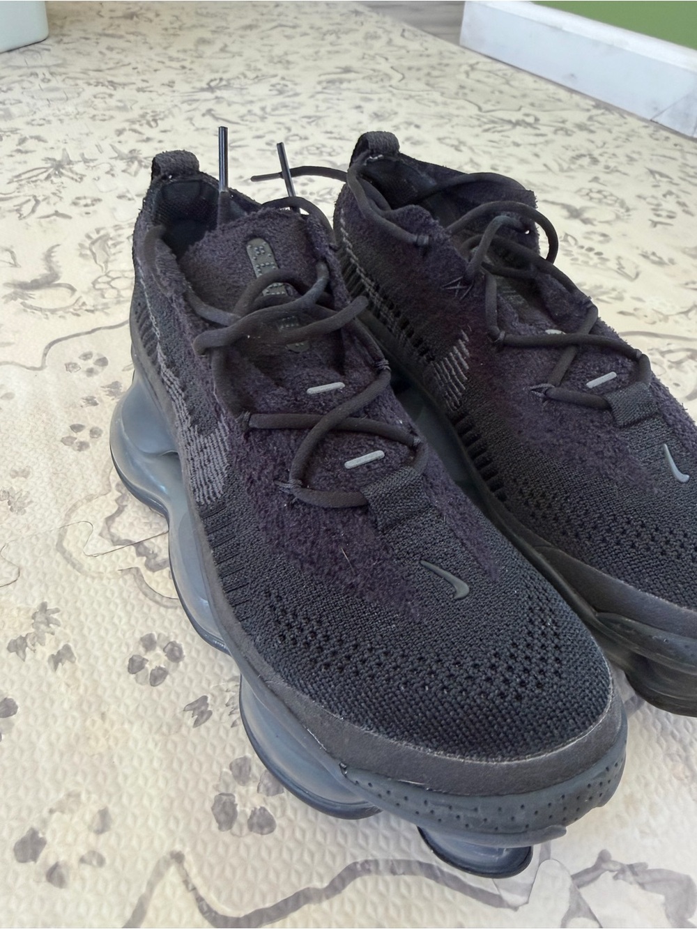 Nike AirMax Scorpion Flynit women’s size 8